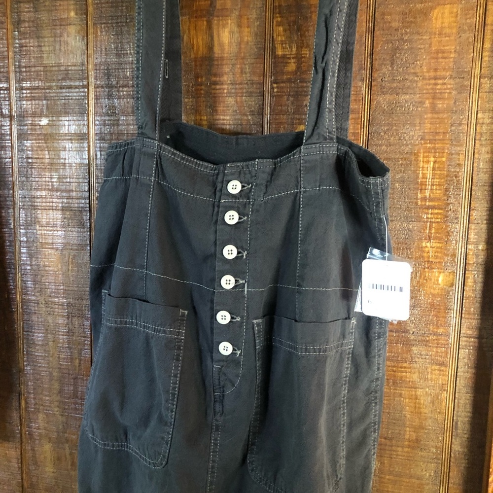 Overall skirt